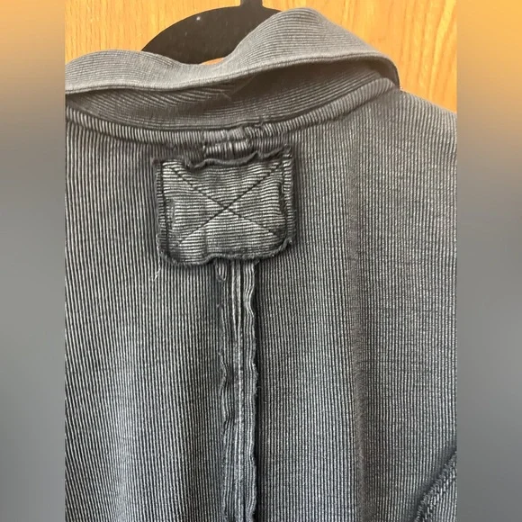 Free People Black Fitted Buttoned Blouse M - Picture 11 of 12